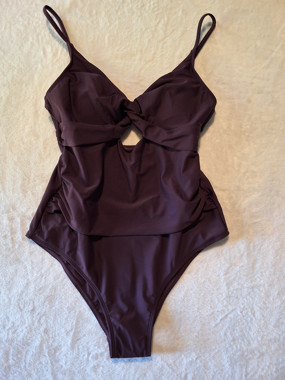 Cupshe Plum Twist-Front One-Piece Swimsuit